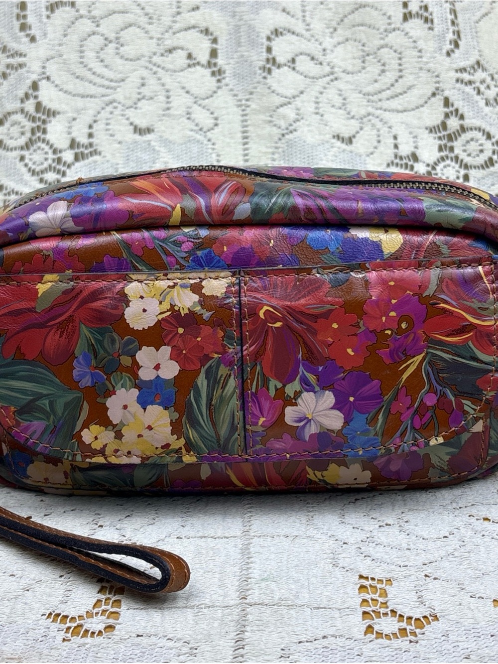 Patrica Nash Floral Wristlet Leather Makeup Bag With Mirror
